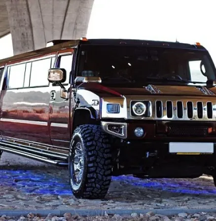 Praha Strip Hummer-limousine + Klubb Praha Strip Hummer-limousine + Klubb