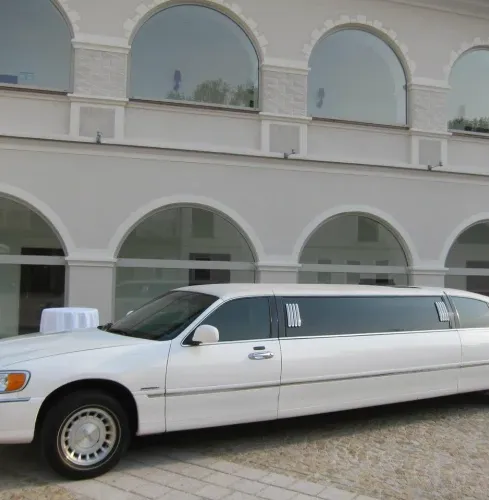 Bratislava Limo-transfer fra Wien Lufthavn Bratislava Limo-transfer fra Wien Lufthavn