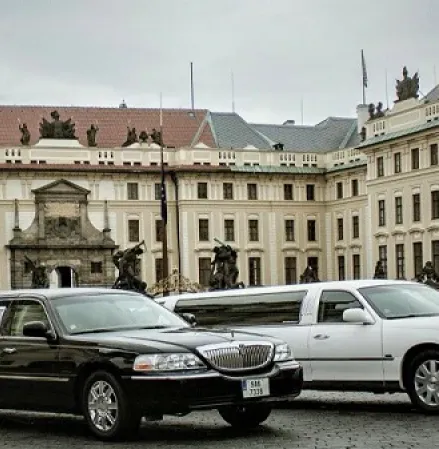 Praha Strip-limousin flyplasstransport