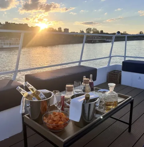 Warszawa FRISTELSESKRUISE Warszawa FRISTELSESKRUISE
