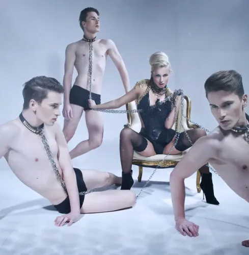 Warszawa DOMINATRIX SPØK Warszawa DOMINATRIX SPØK